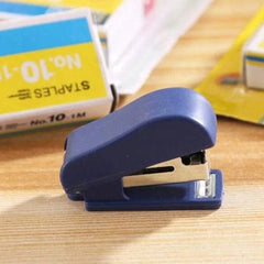 Random Color Mini Stapler & Staples